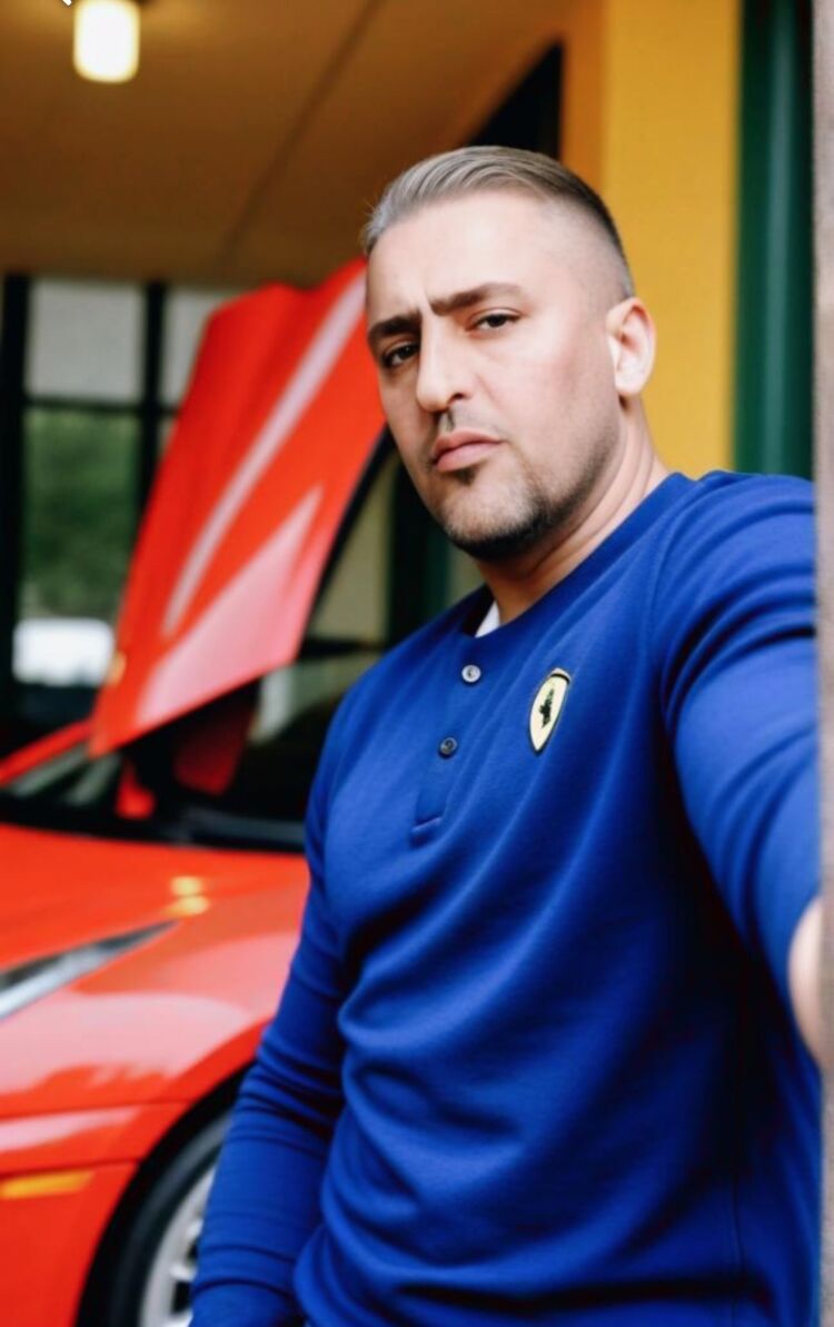  ,   Emre, 44 ,   ,   