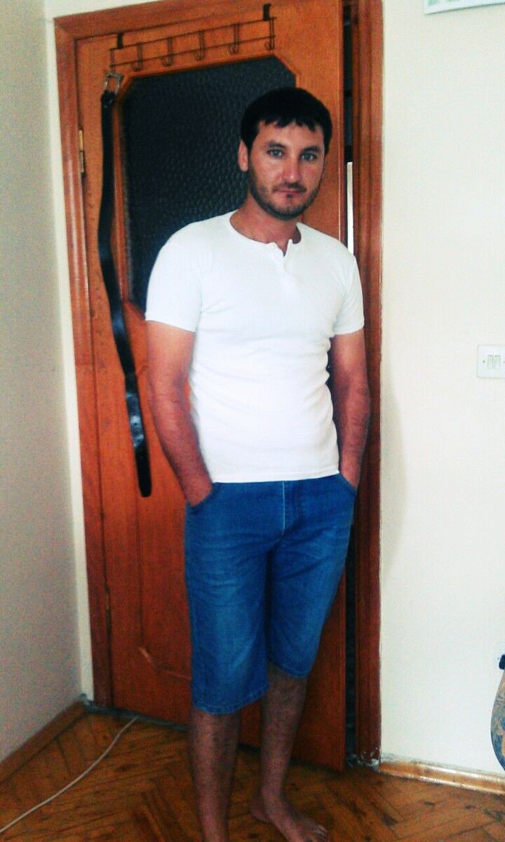 6188464  Azer, 38 ,    