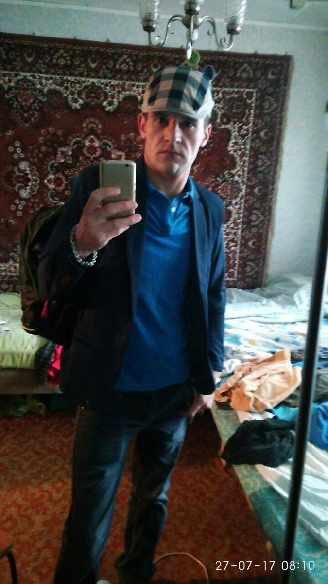  ,   Sergiu, 34 ,     , c 