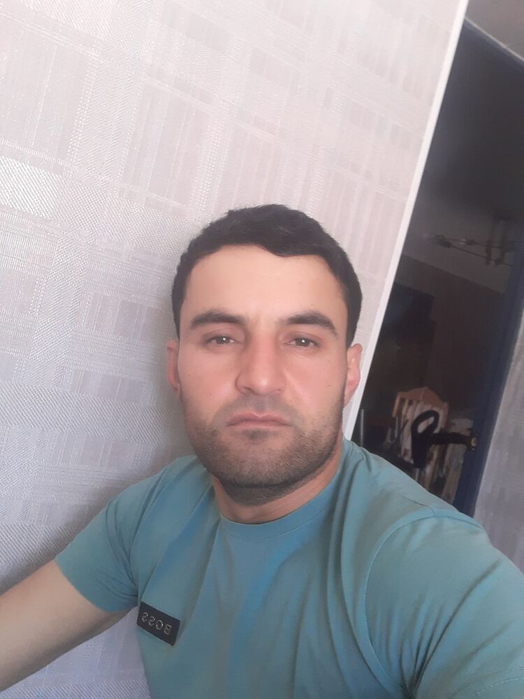  42048704  Ali, 34 ,    -