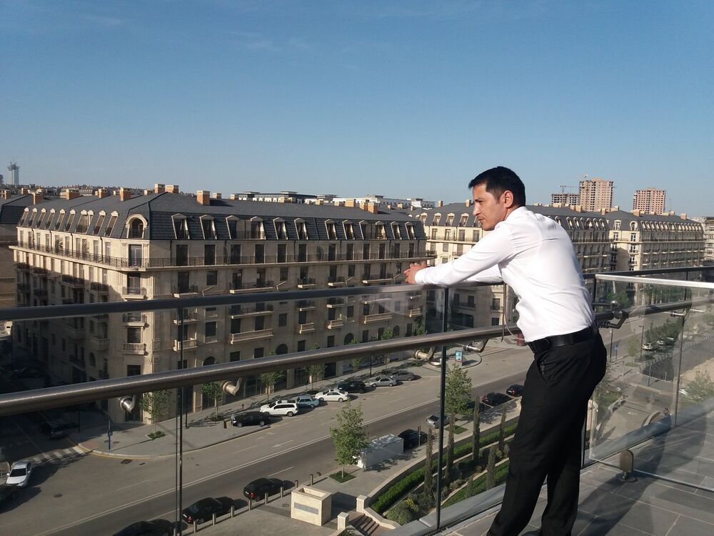  15073964  VuqarQuliyev, 41 ,    