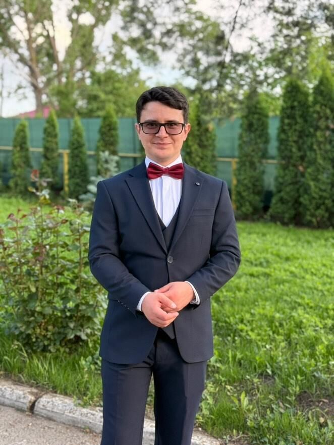  52650594  Viorel, 27 ,    