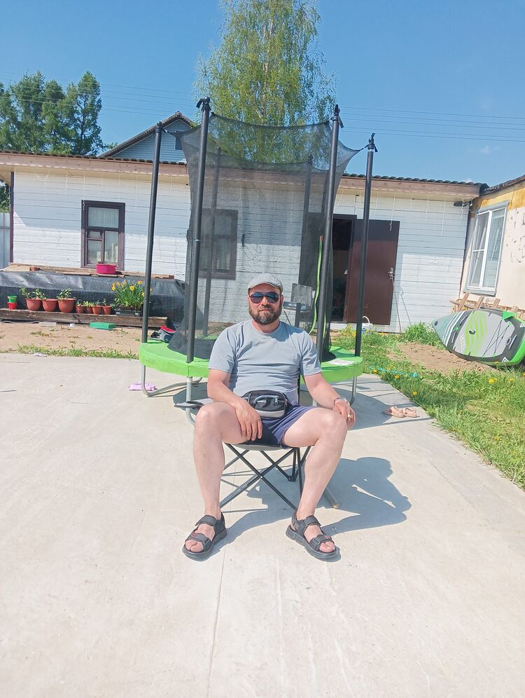  52273014  Oleg, 43 ,    