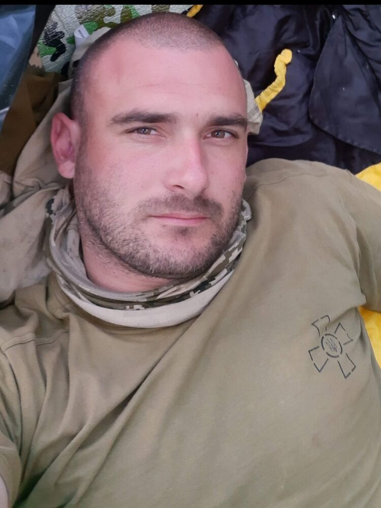  -,   Oleksandr, 37 ,   , 