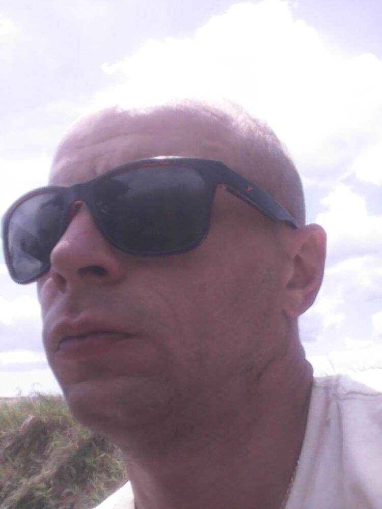  31893764  Volodumer, 35 ,    