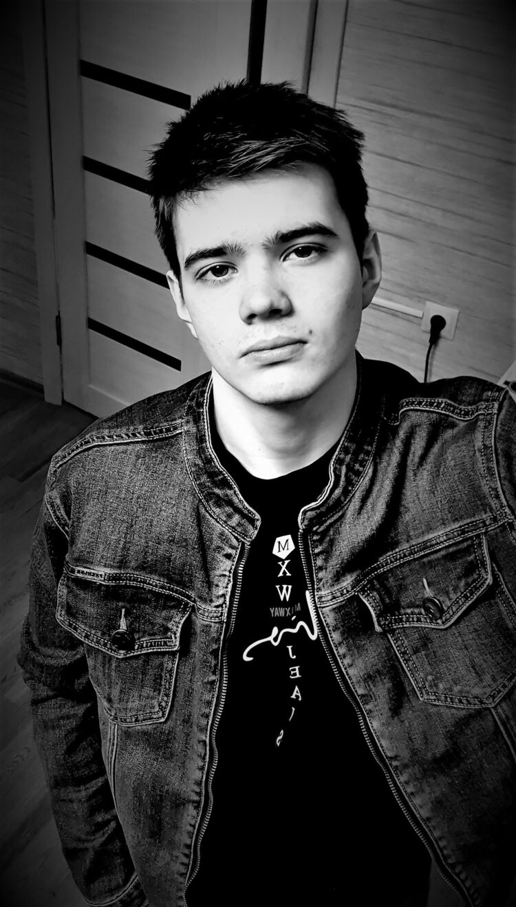  40527214  Sergey, 23 ,    