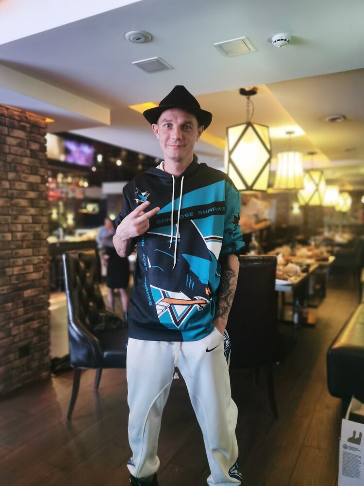 ���� 55305304 ������� ��������, 34 ����, ���� ���������� � �����