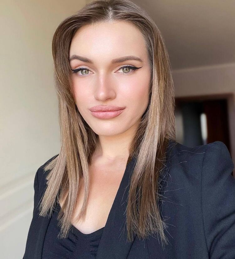  40344974  Maria, 25 ,    