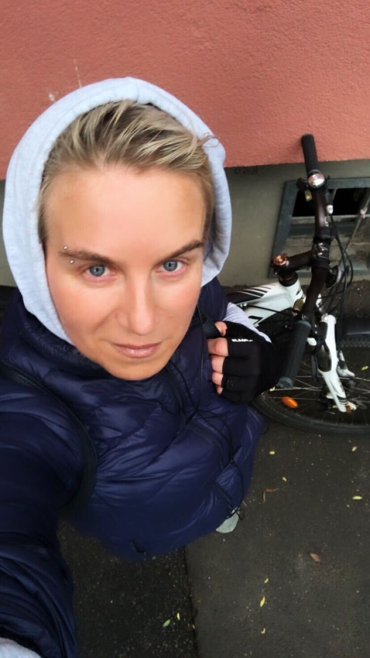  54709844  , 49 ,    -