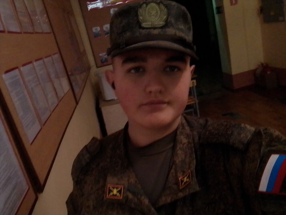 ,   Ilya, 21 ,   ,   , c 