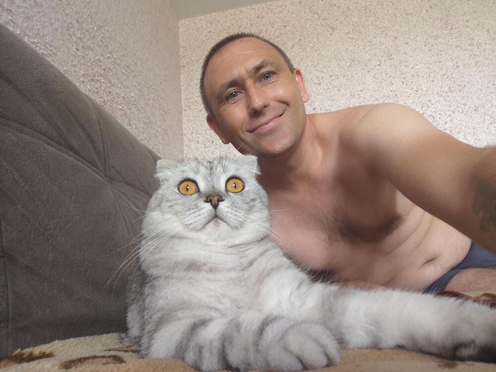  45957314  Leonid, 43 ,    