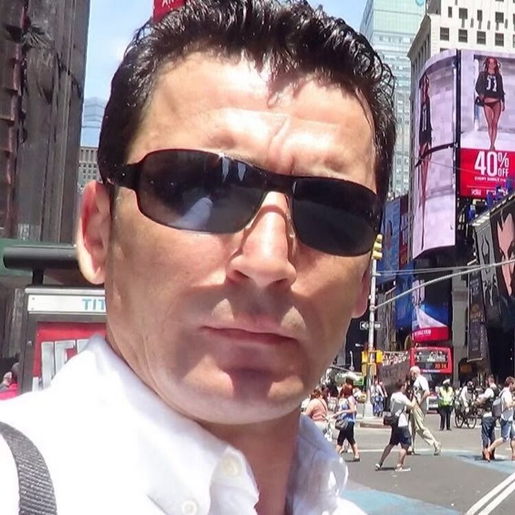  52005264  , 43 ,    New York City