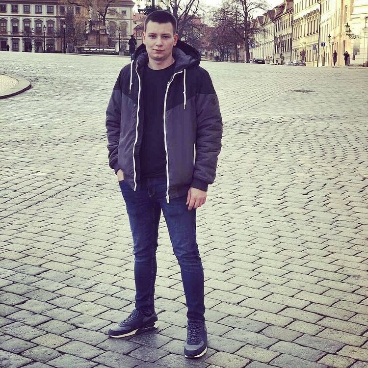  ,   Iulian, 27 ,   ,   