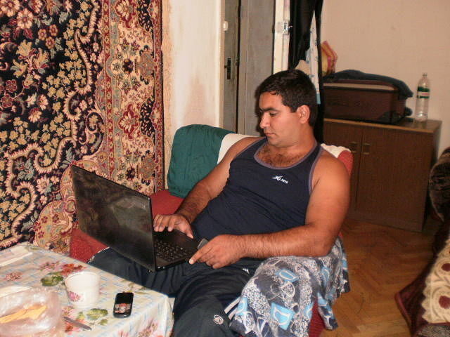  ,   Ruslan, 31 ,   ,   , c 