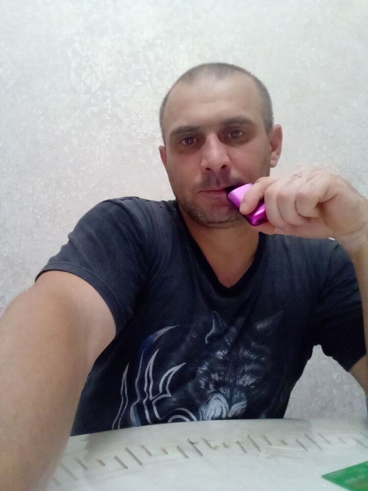  ,   Magamed, 42 ,   ,   