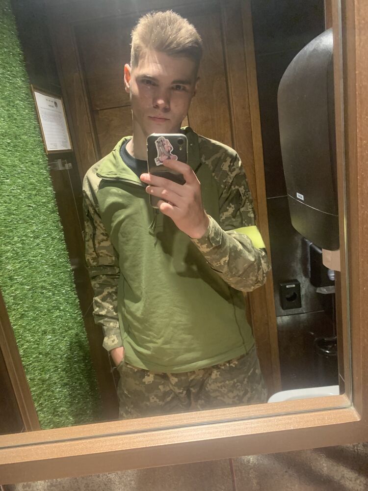  28638684  , 21 ,    