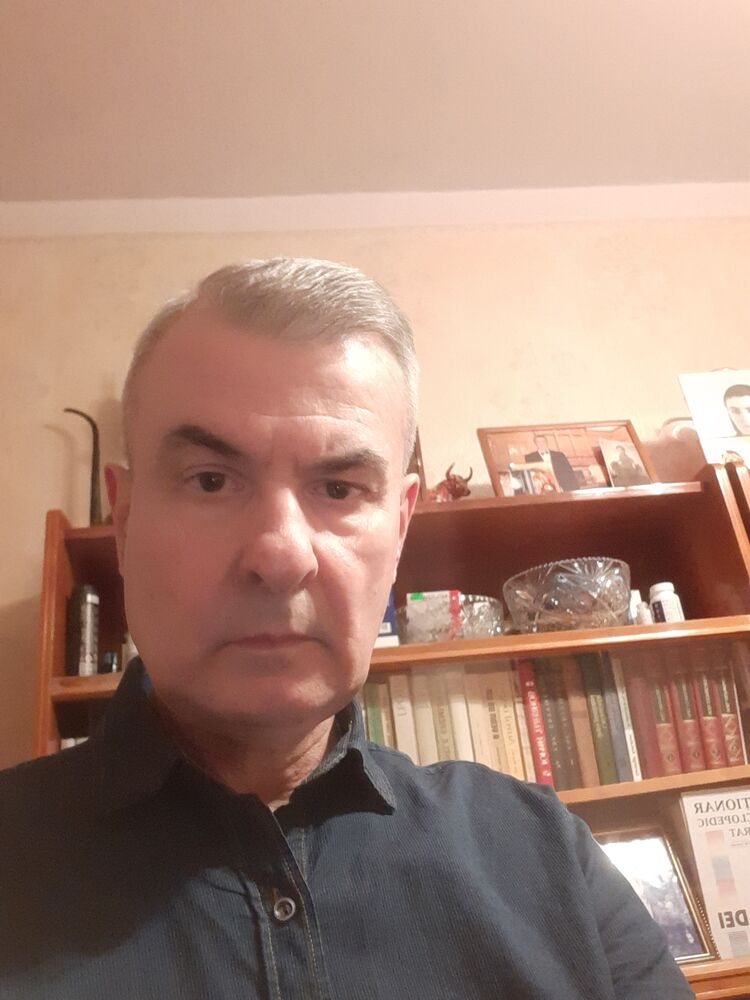  32090424  Aurel, 65 ,    