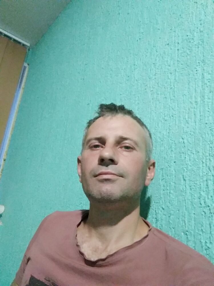  27326284  , 40 ,    