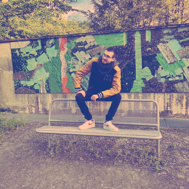  Eichgraben,   Ioannis, 26 ,   ,   
