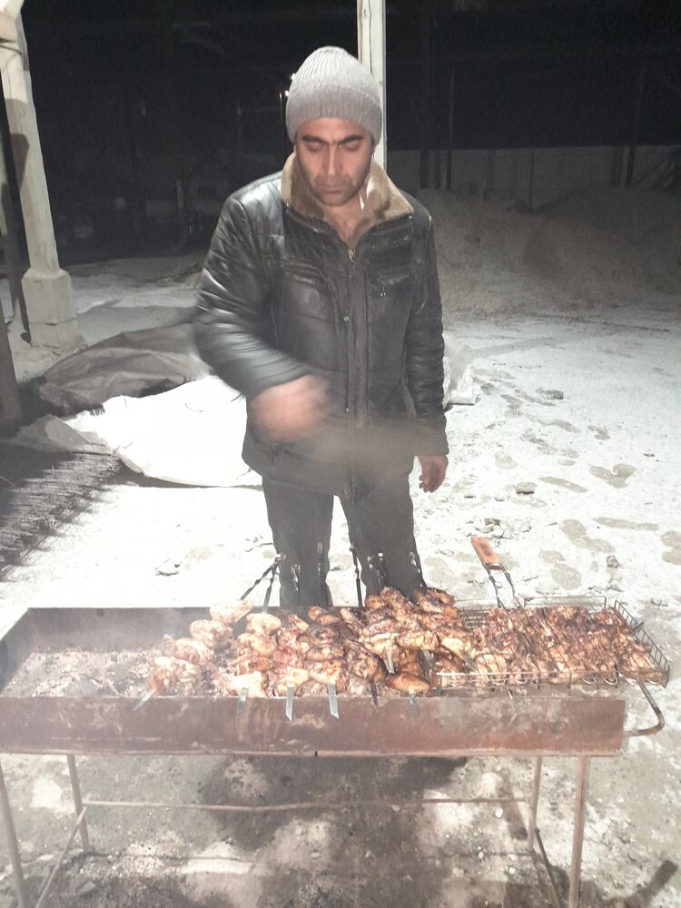  ,   Iqboljon, 40 ,   ,   