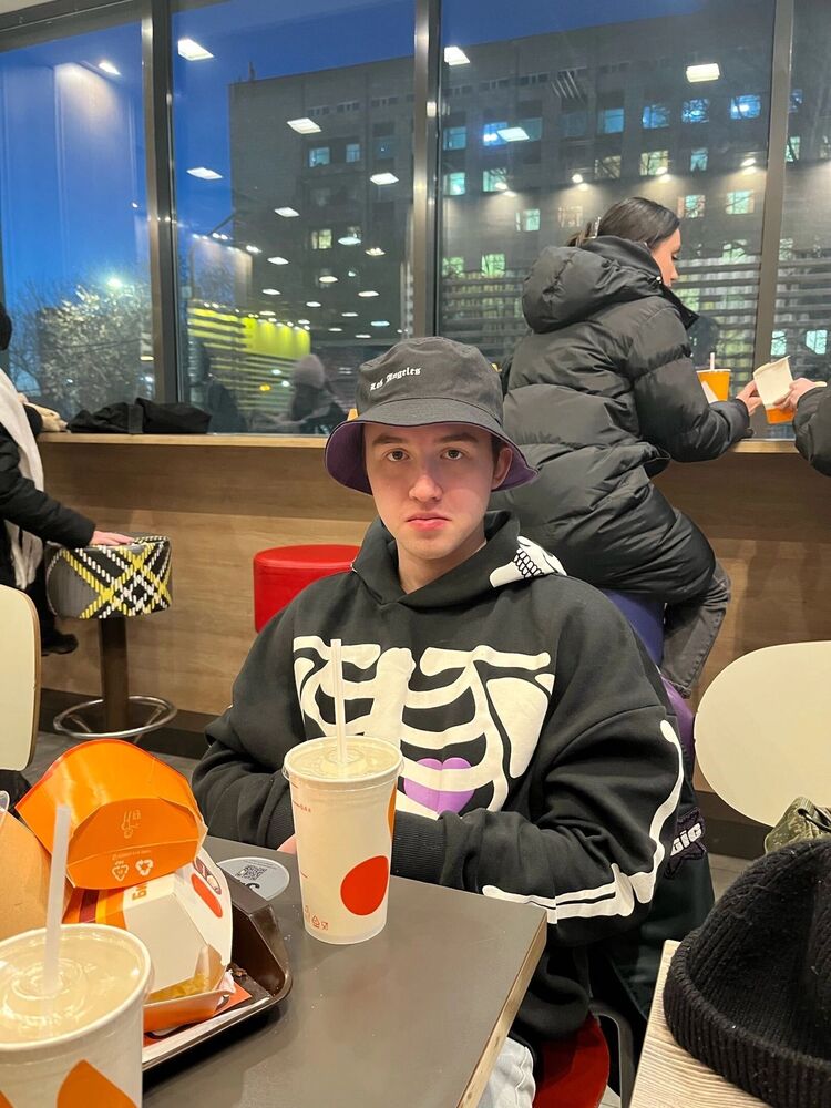  ,   , 24 ,   ,   
