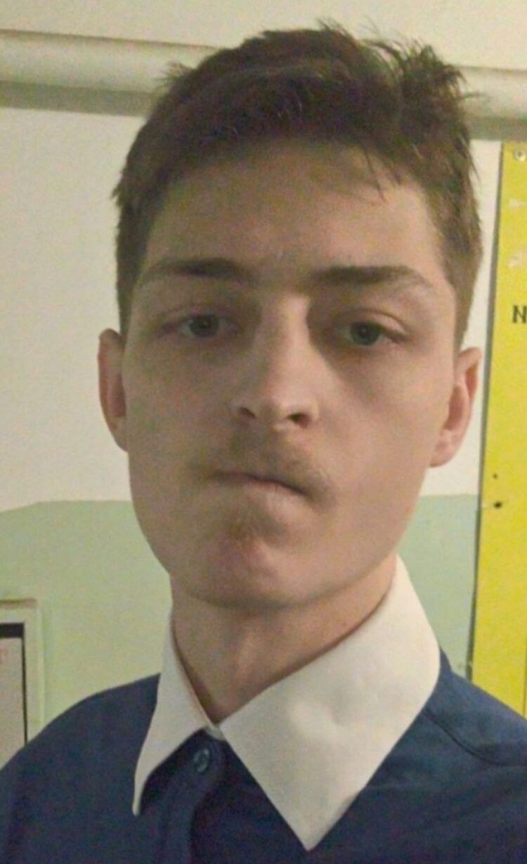  54438944  AZRAEL, 20 ,    