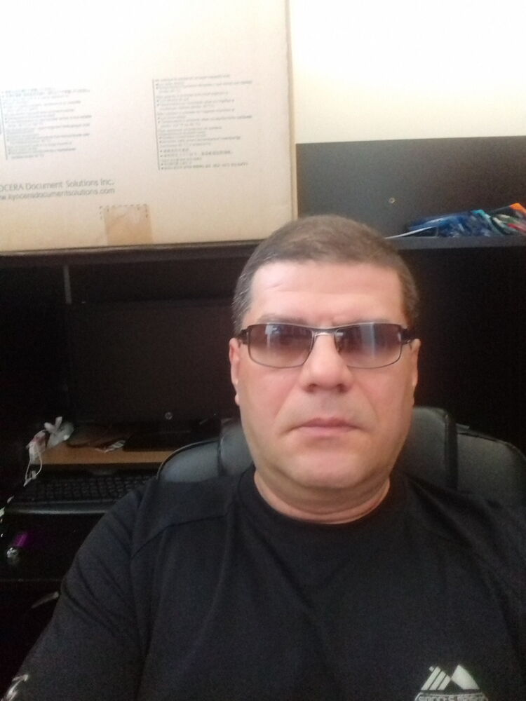  16767164  Andrei, 52 ,    