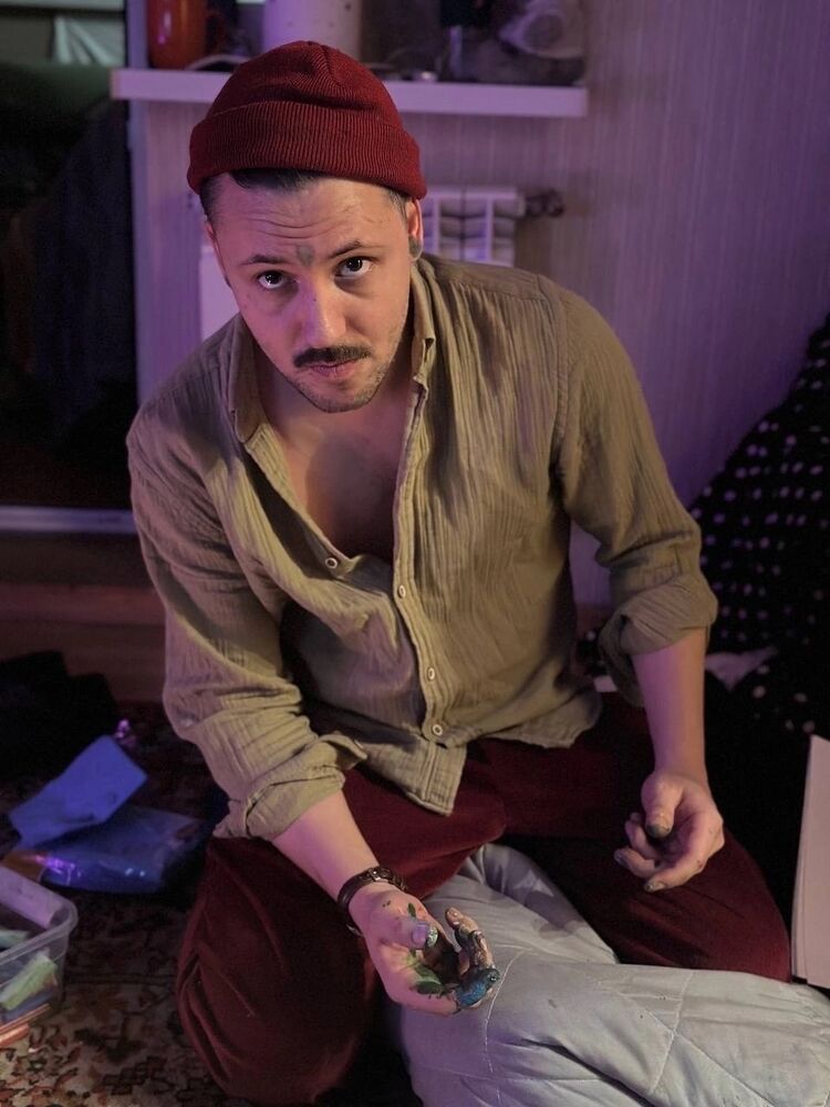  ,   Misha, 31 ,   ,   