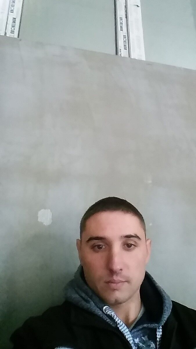  6720814  Andrei, 36 ,    