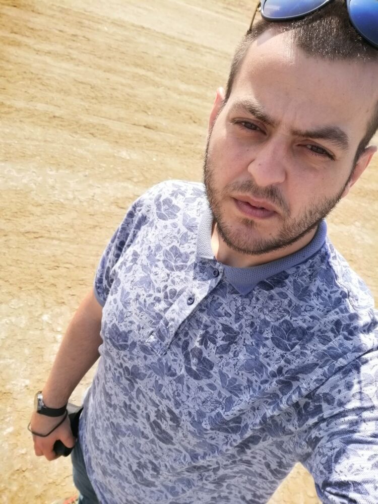  18226704  Elsen, 37 ,    