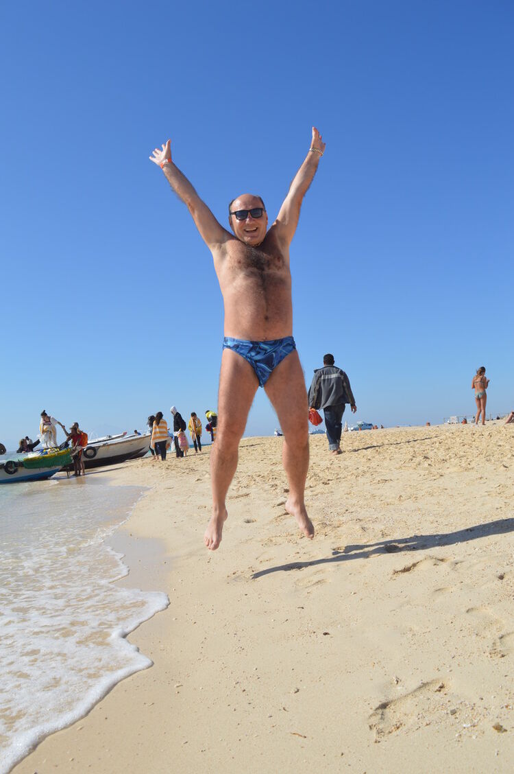  5844674  Viktor, 64 ,    Bochum