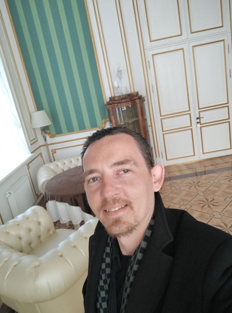  ,   , 44 ,     , c 