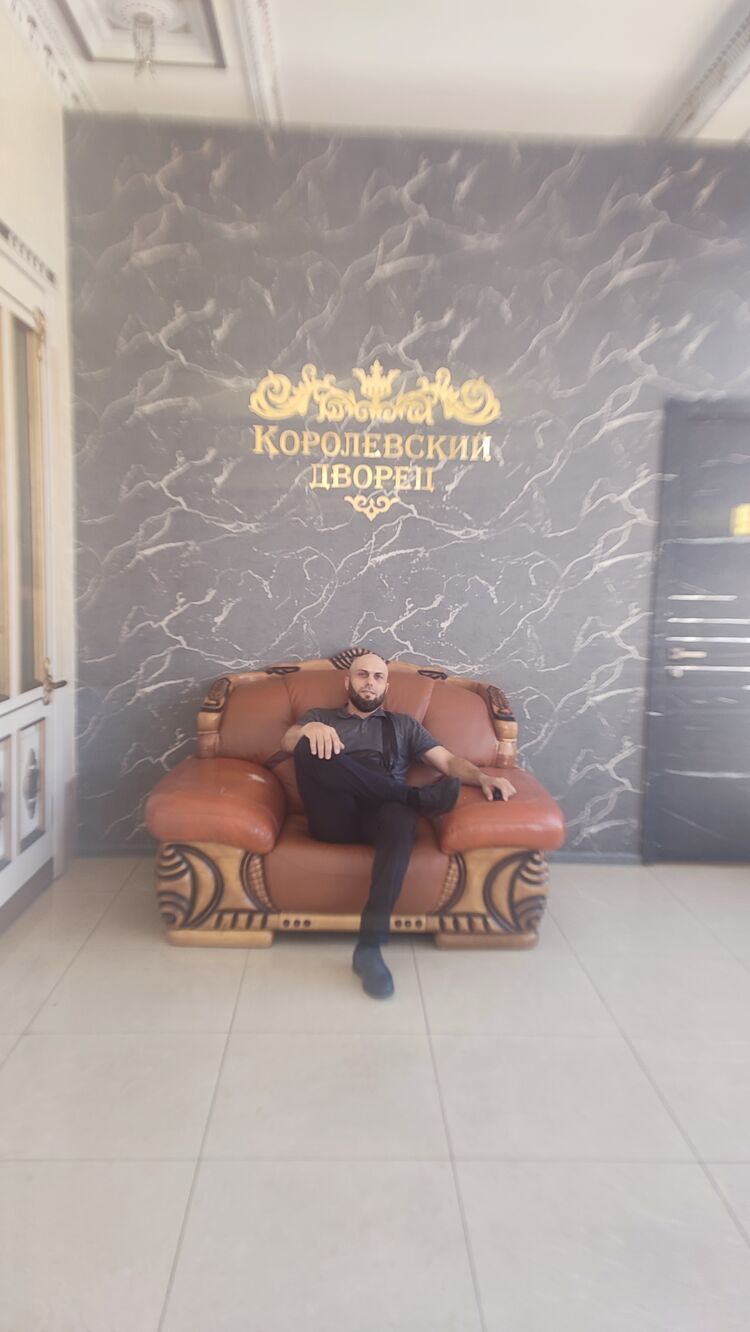  49586304  Apani, 30 ,    
