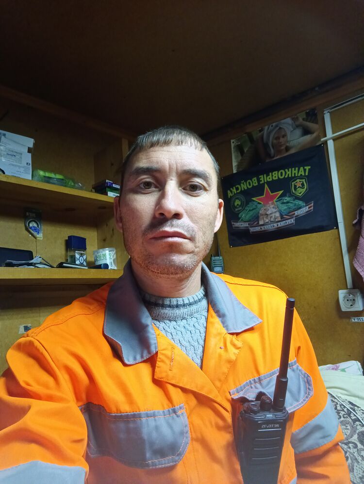  47318384  , 40 ,    