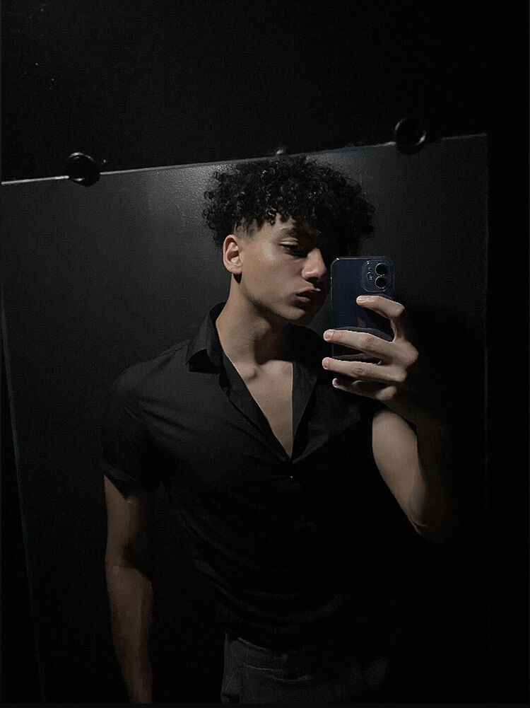  ,   Mahmoud, 22 ,   ,   , c 