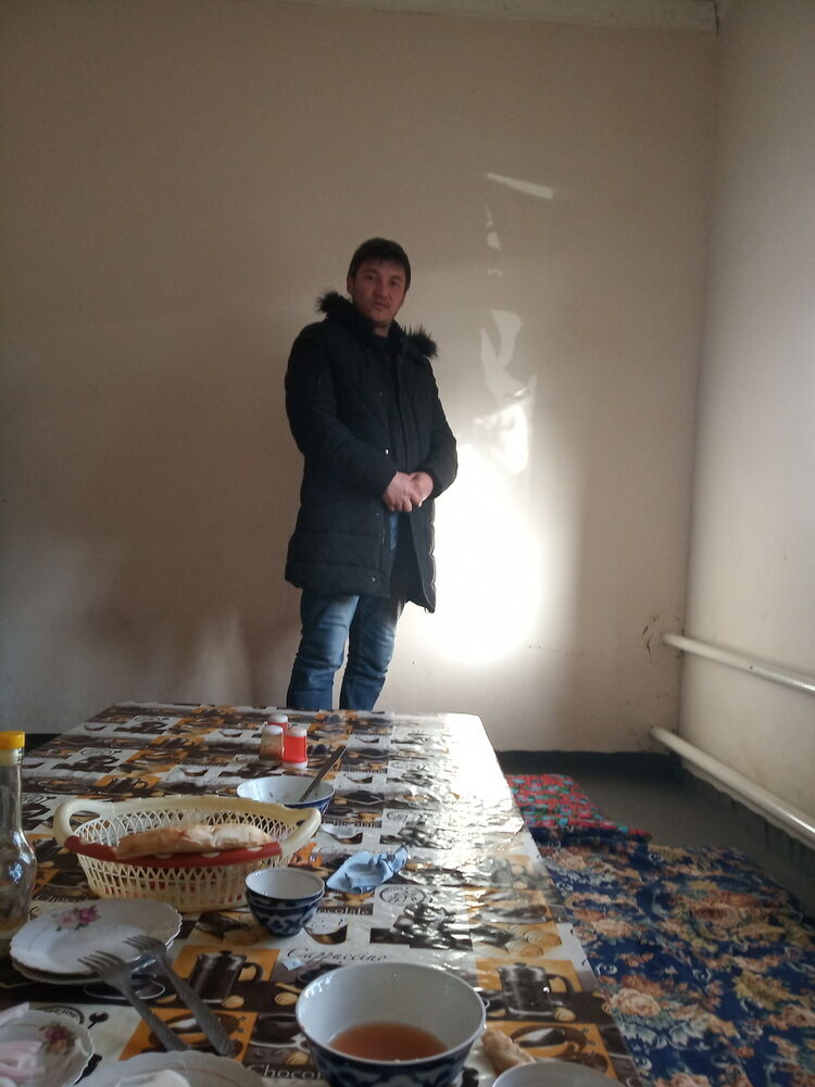  17138154  Sharafiddin, 43 ,    