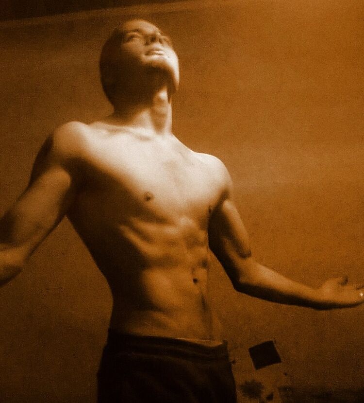  5745724  , 31 ,     