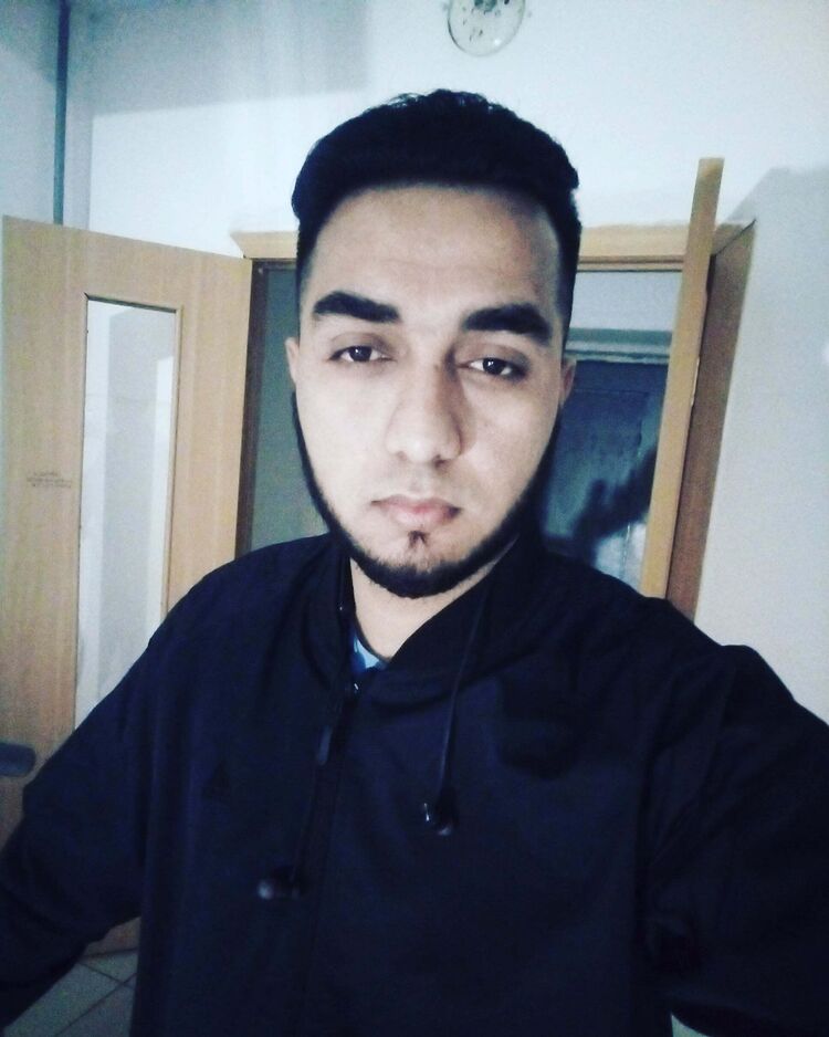  23891744  NAZAR, 32 ,    