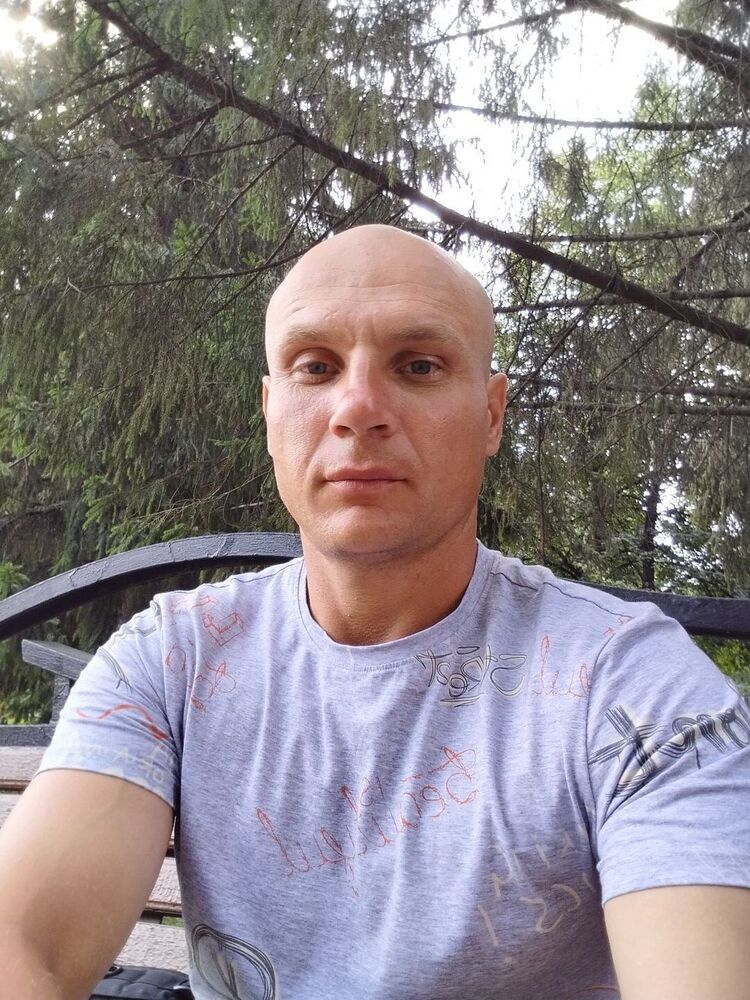  36566004  Sergey, 40 ,    