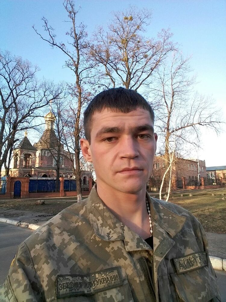  11513804  Sergey, 31 ,    