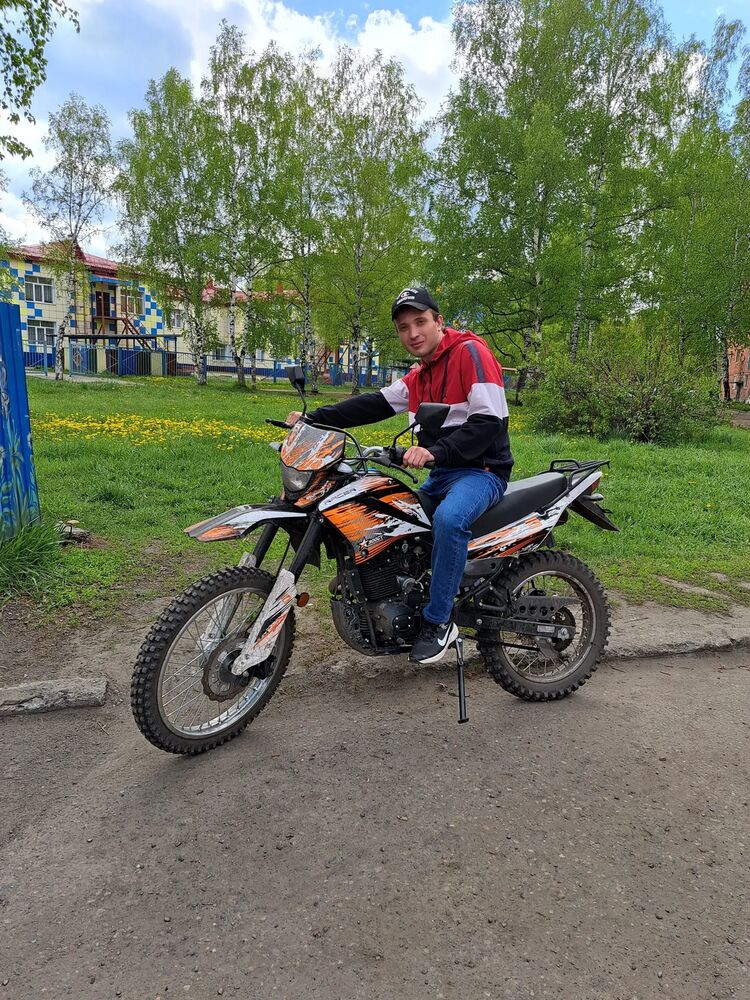  40499324  , 30 ,    
