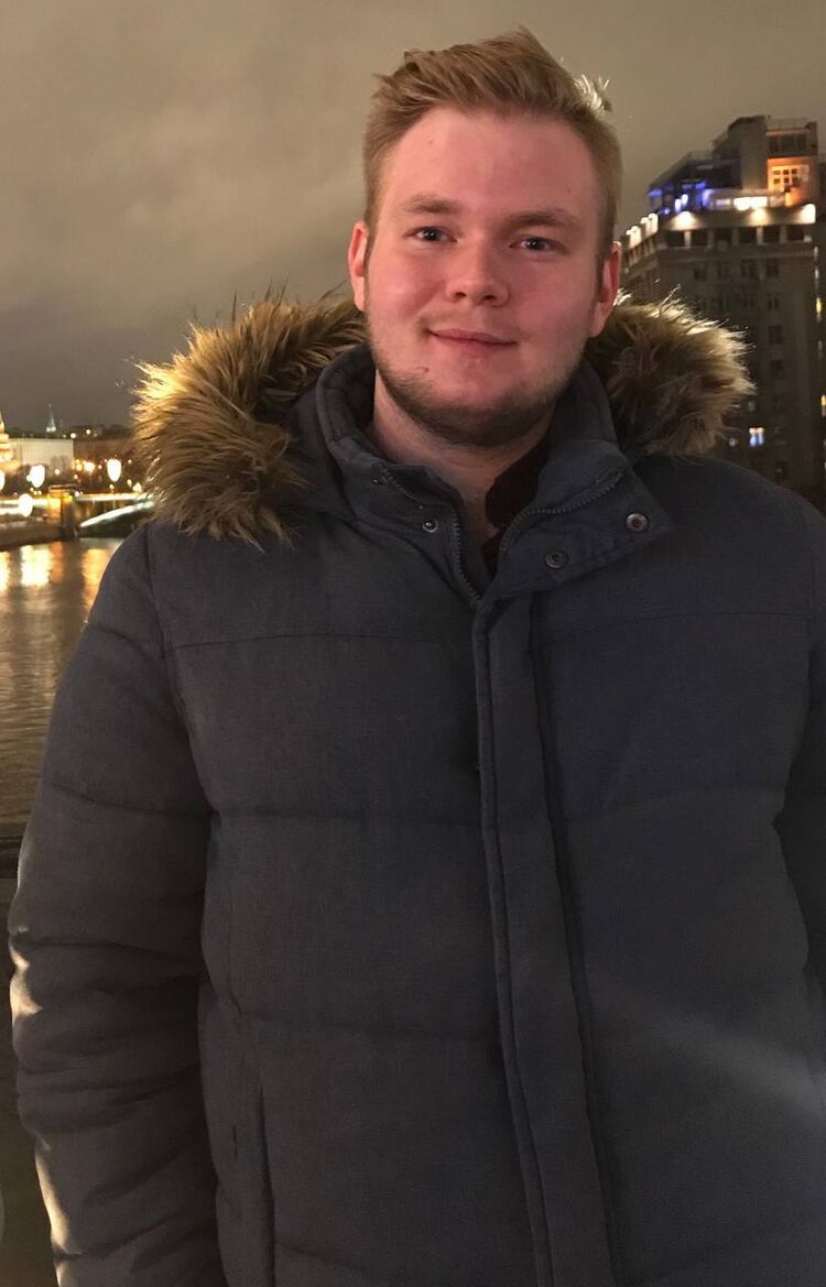  22773844  OldVan, 28 ,    