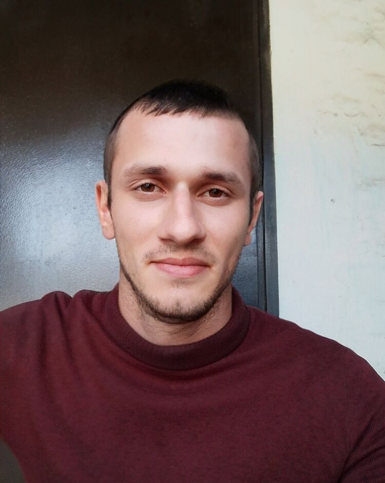  48913884  , 33 ,    
