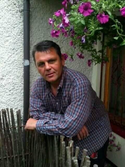  ,   Alexandr, 58 ,  