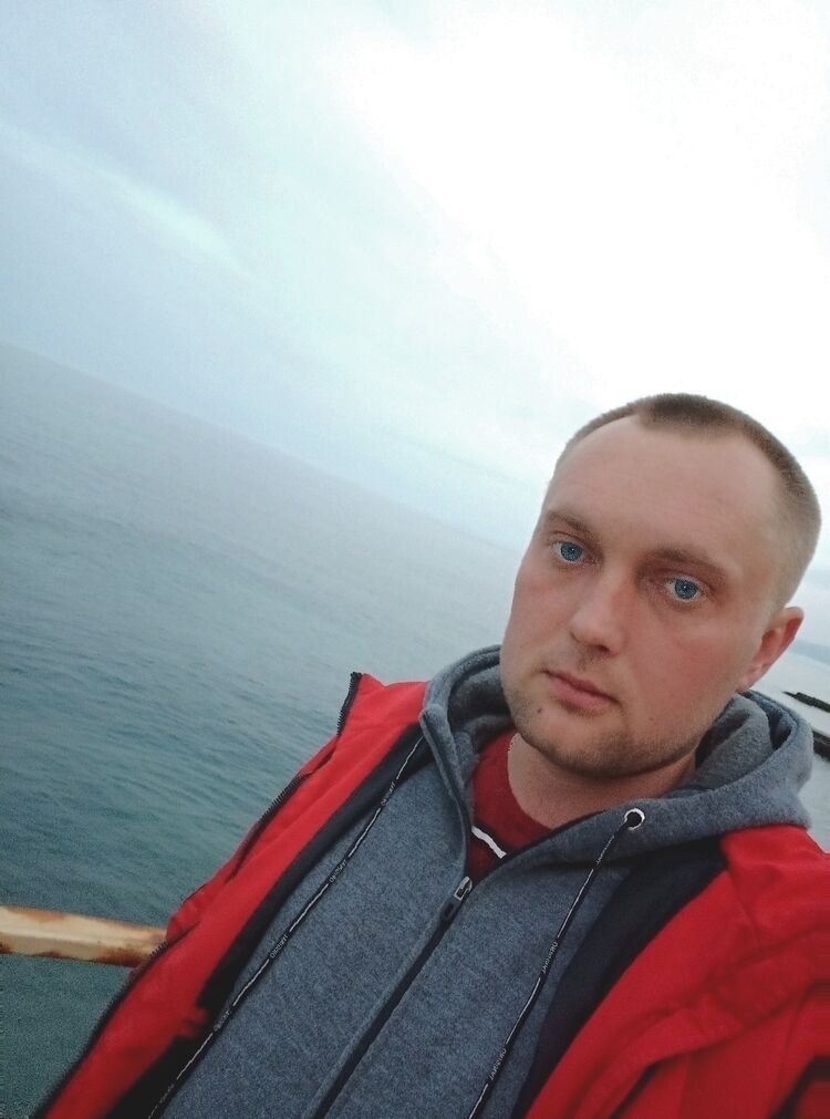  ,   Zhenya, 26 ,   ,   