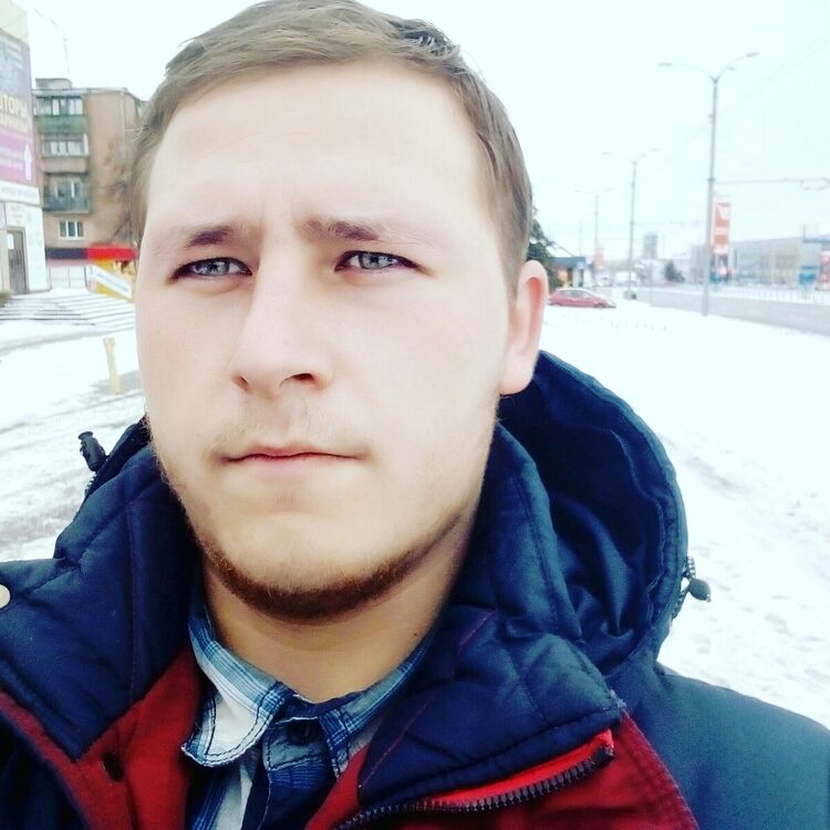  21278394  Vlad, 28 ,    