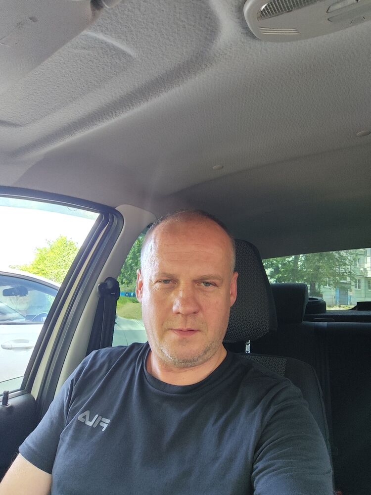  51723884  , 45 ,    
