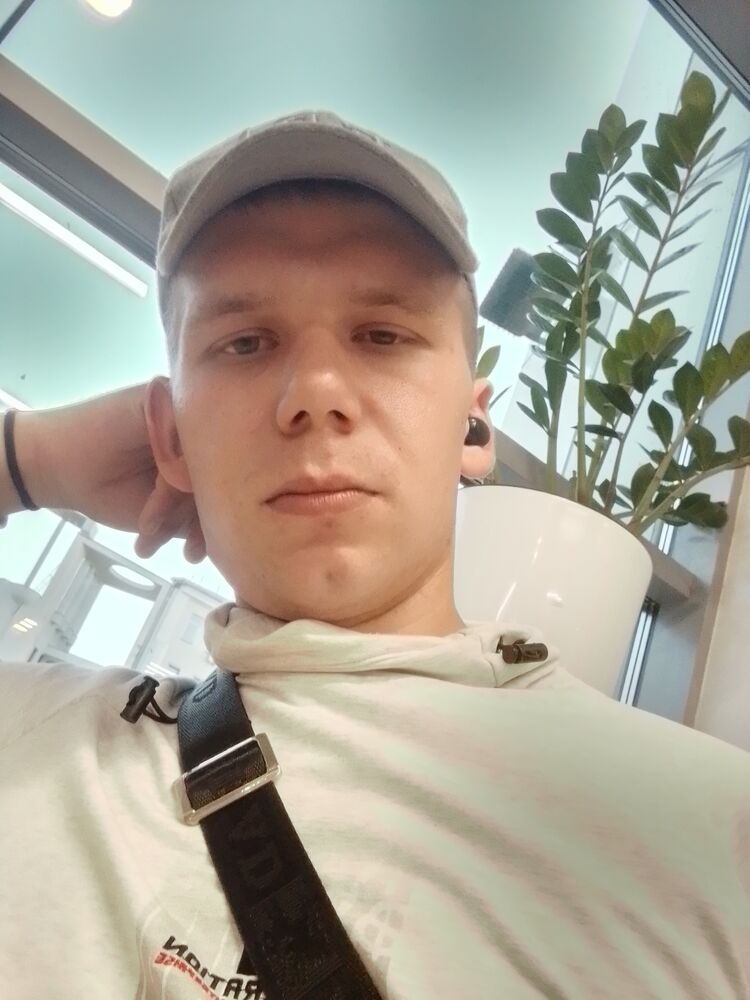  37239704  , 25 ,    