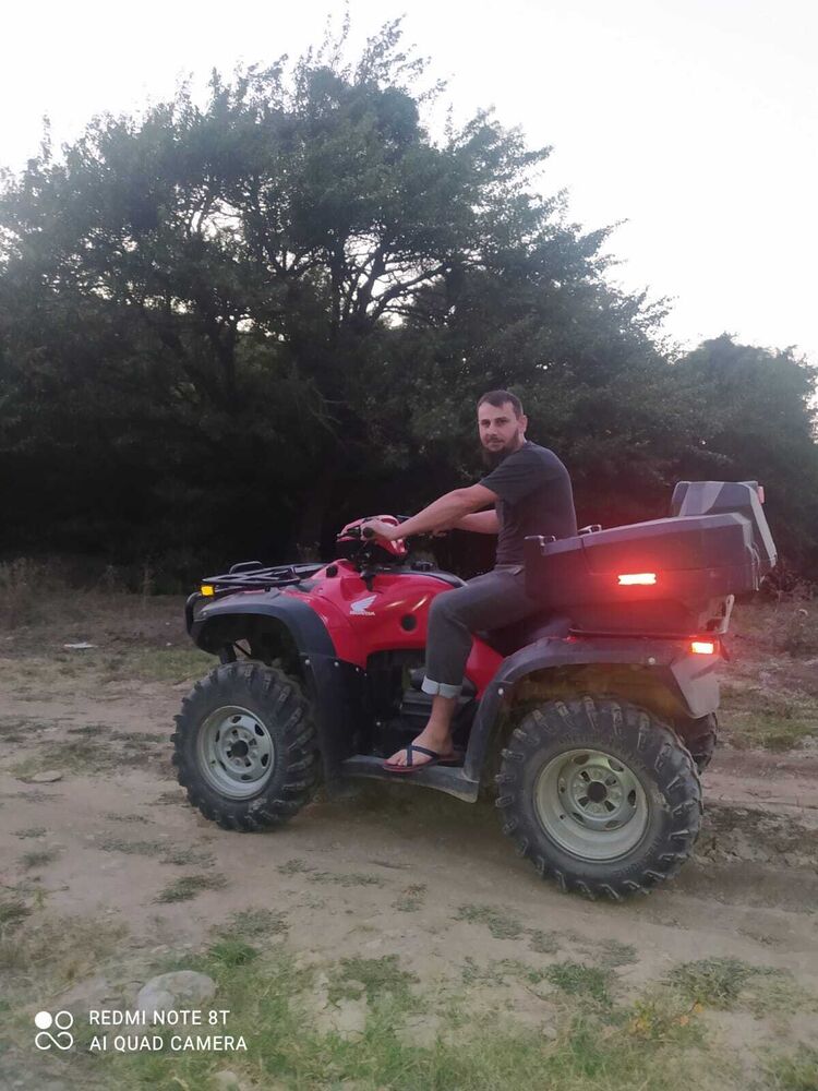  42614704  , 40 ,    