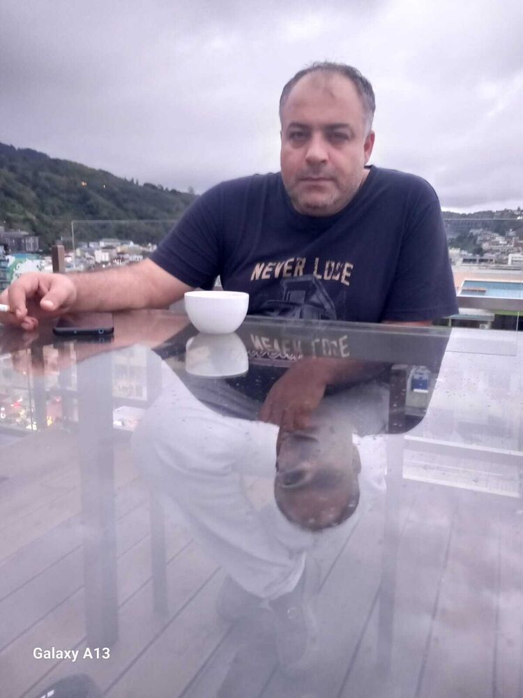  40059424  Huseyin, 42 ,    Phuket